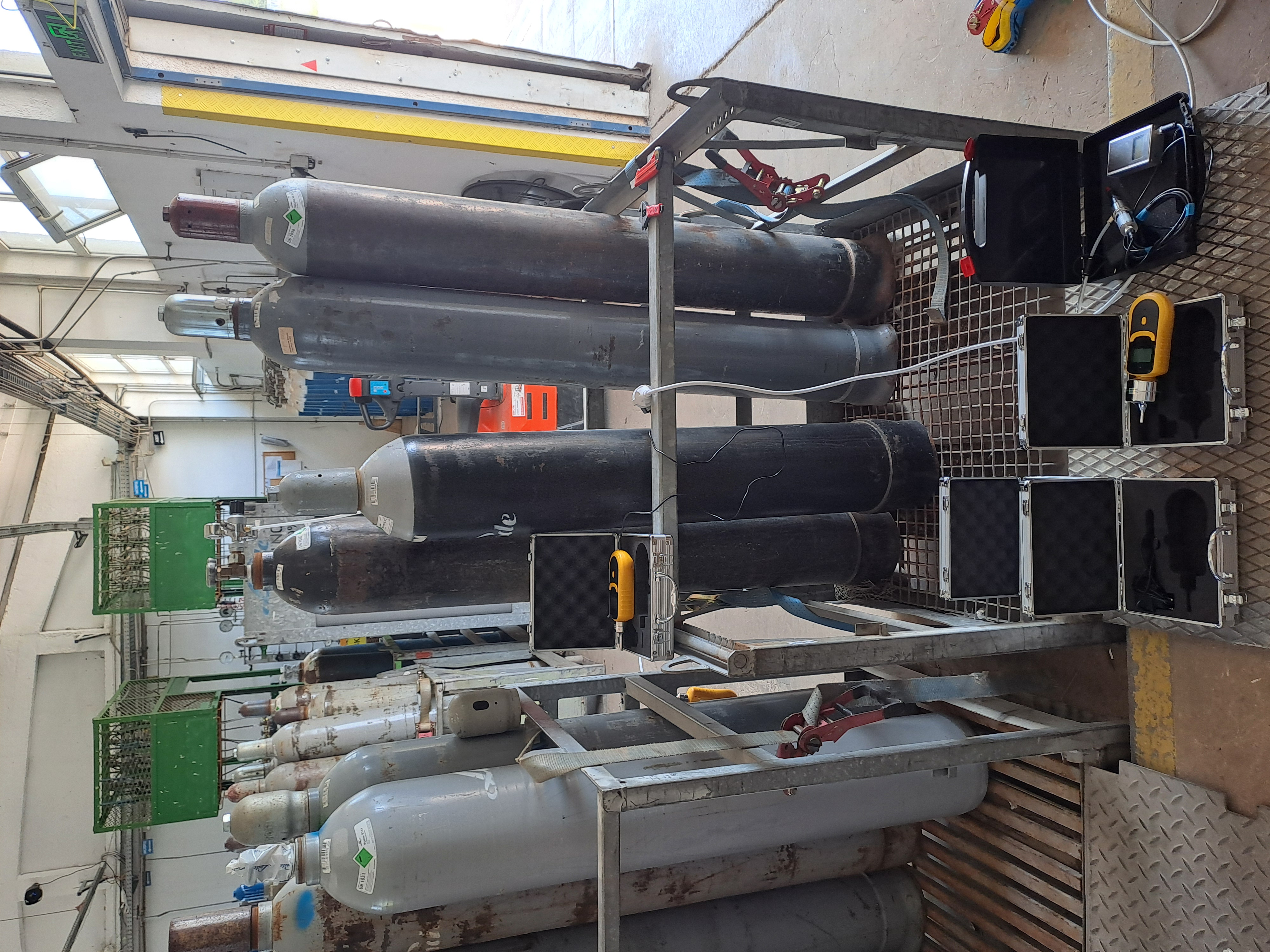analiz gaz oborudvane butilki kalibrirane 02